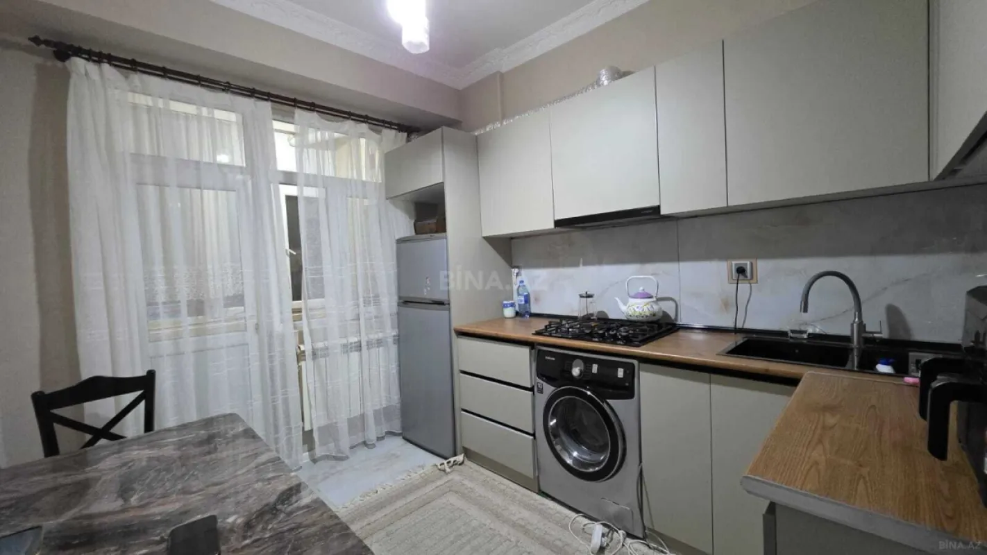 Satılır 2 otaqlı mənzil 65 m²