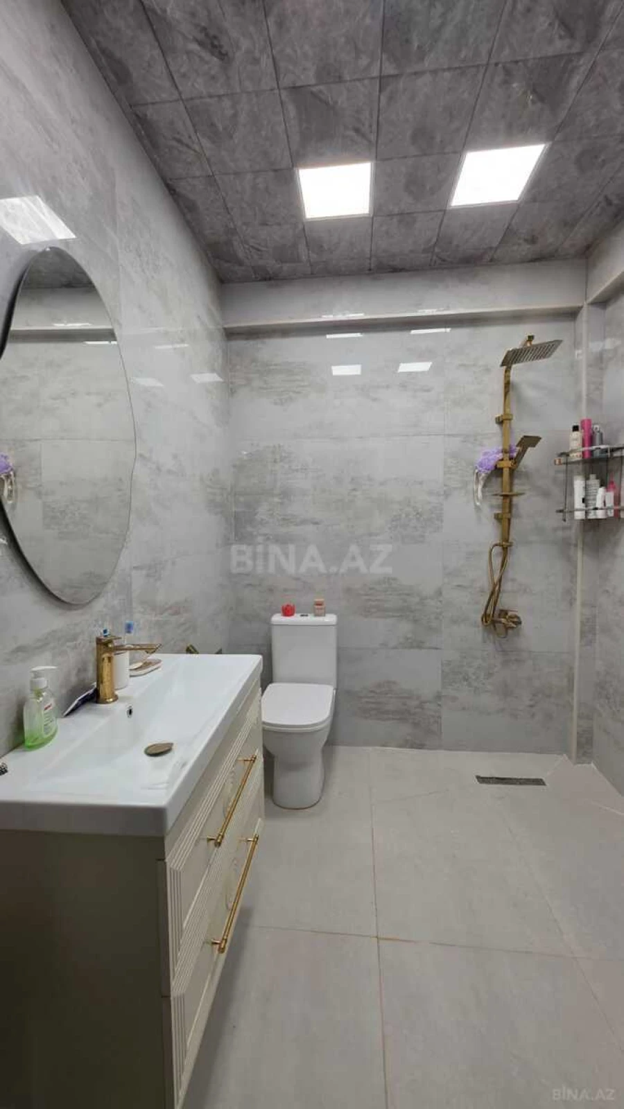 Satılır 2 otaqlı mənzil 65 m²