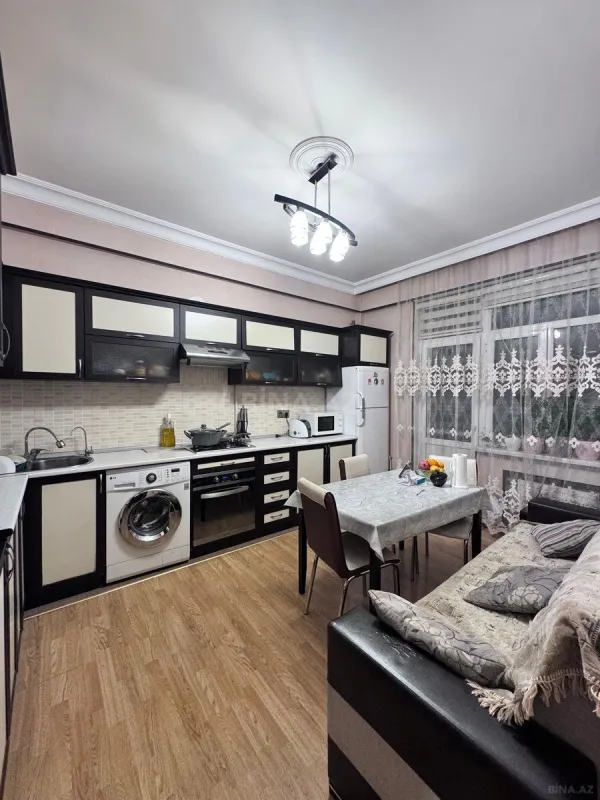 Satılır 3 otaqlı mənzil 100 m²