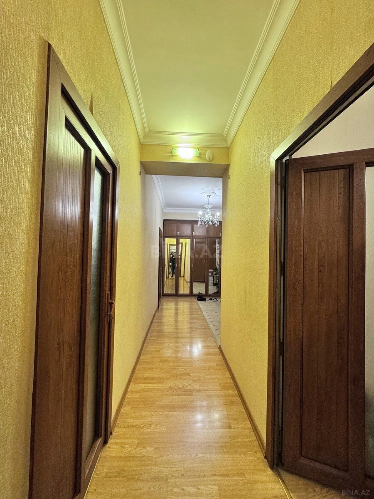 Satılır 3 otaqlı mənzil 100 m²