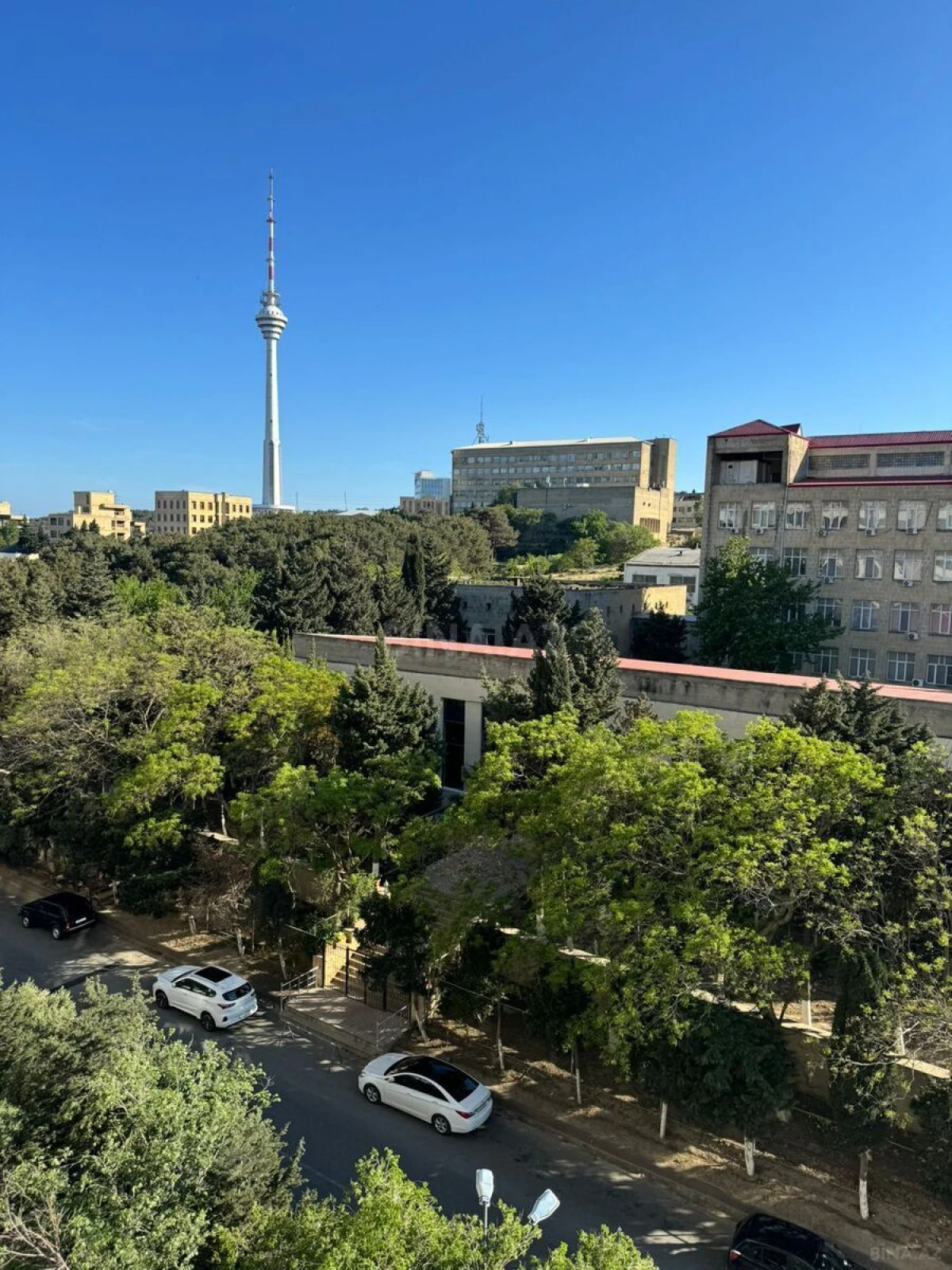 Satılır 3 otaqlı mənzil 100 m²