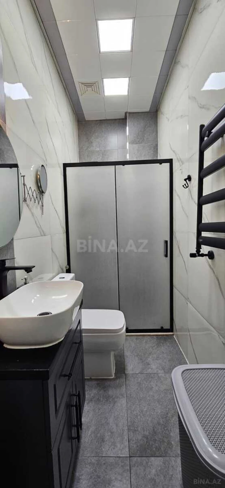 Satılır 4 otaqlı mənzil 130 m²