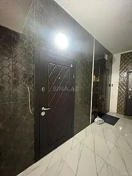 Satılır 3 otaqlı mənzil 107 m²
