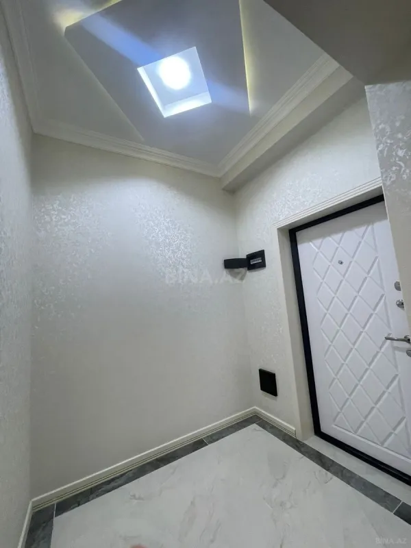 Satılır 3 otaqlı mənzil 107 m²