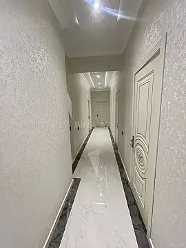 Satılır 3 otaqlı mənzil 107 m²