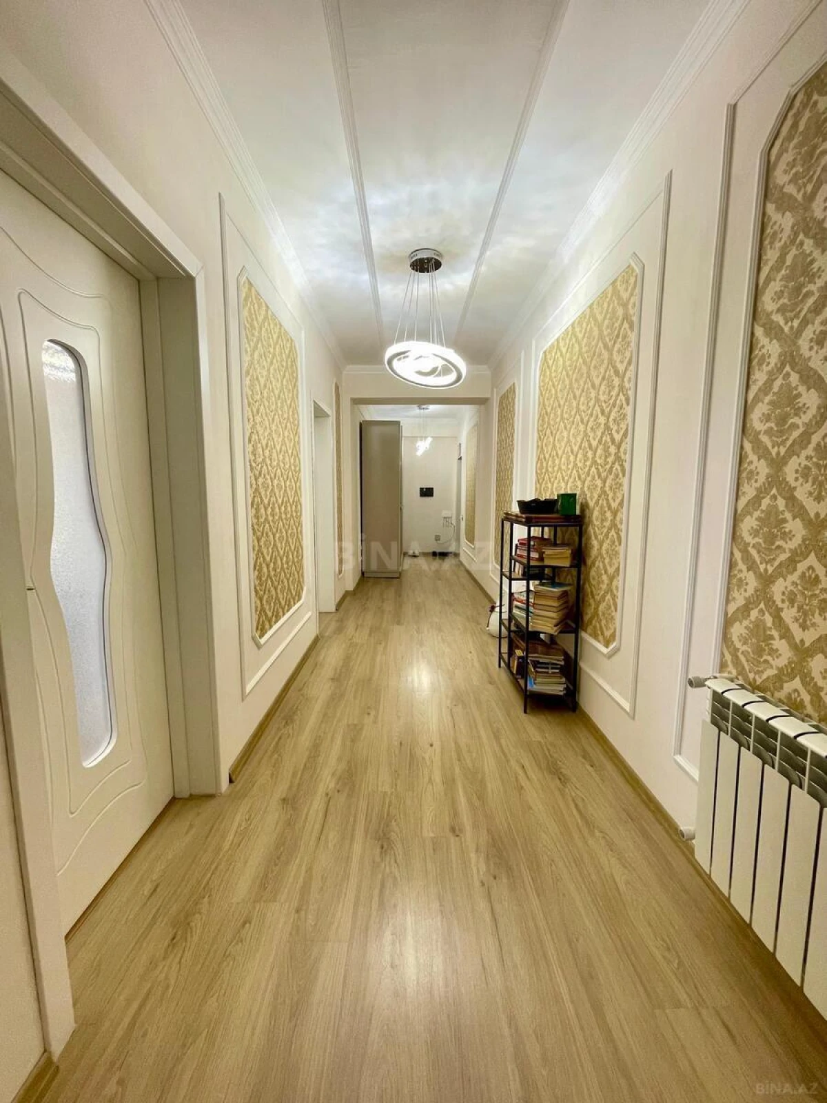 Satılır 3 otaqlı mənzil 120 m²