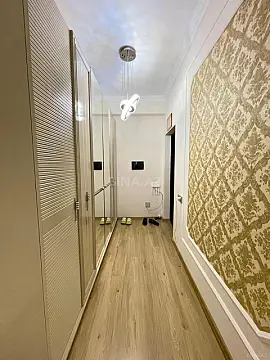 Satılır 3 otaqlı mənzil 120 m²