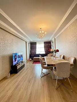 Satılır 3 otaqlı mənzil 120 m²