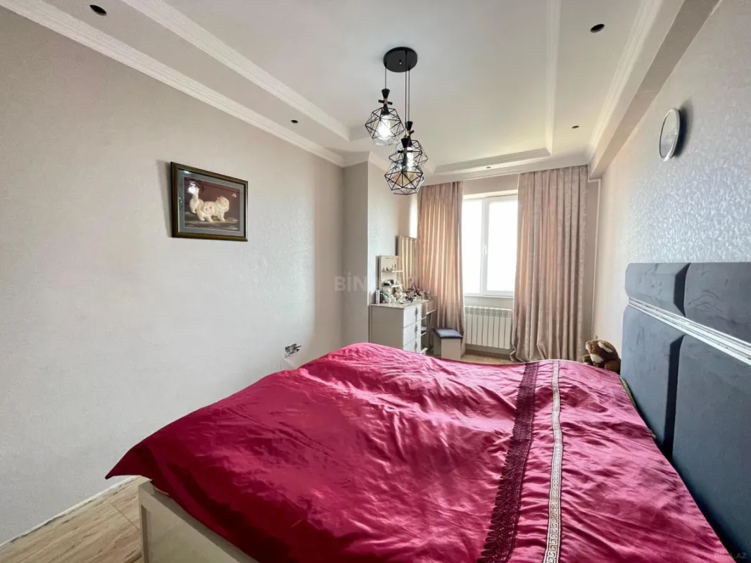 Satılır 3 otaqlı mənzil 120 m²