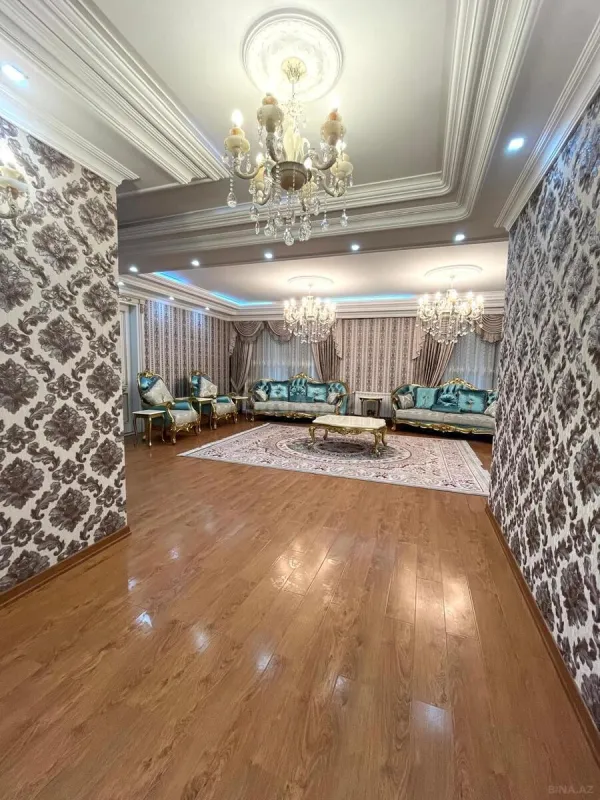 Satılır 5 otaqlı mənzil 535 m²