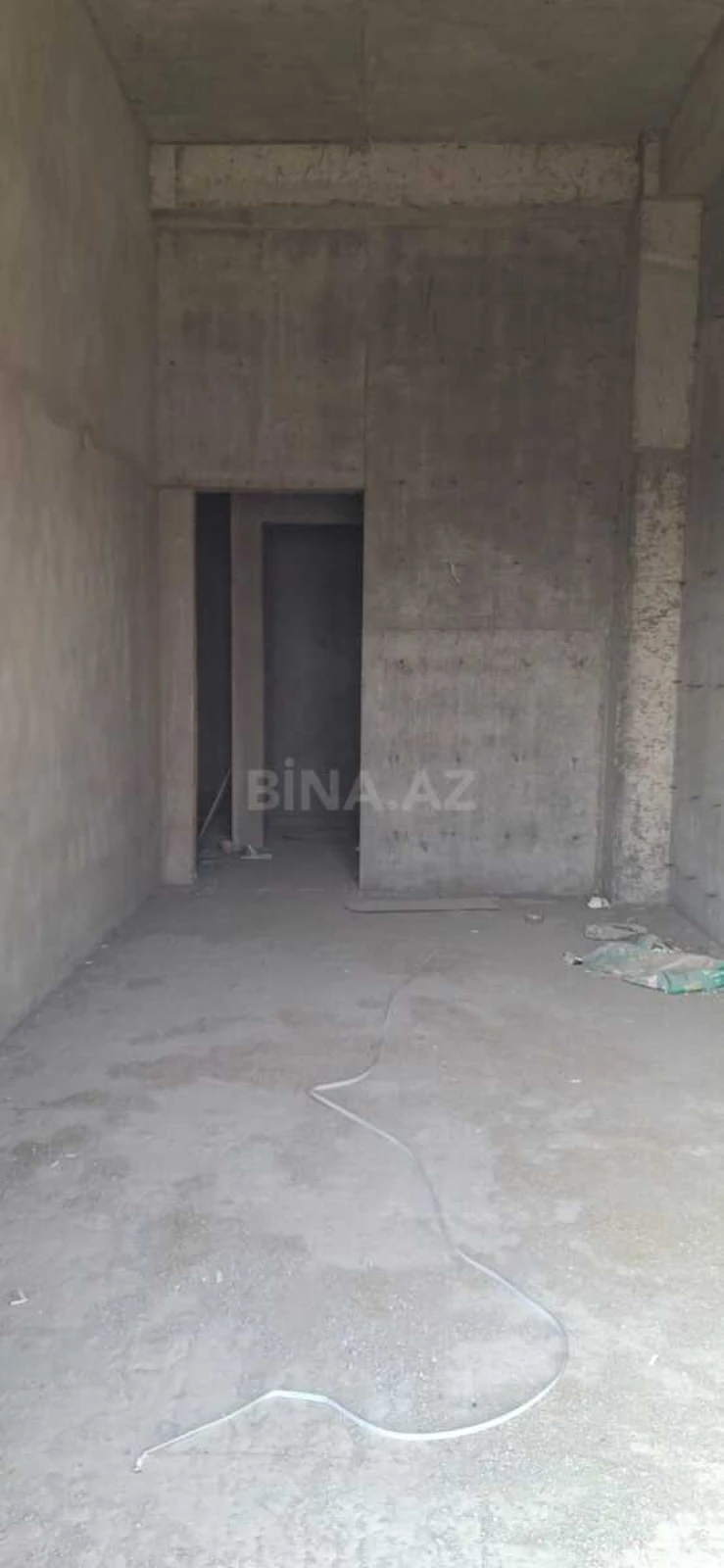 Satılır 2 otaqlı mənzil 95 m²