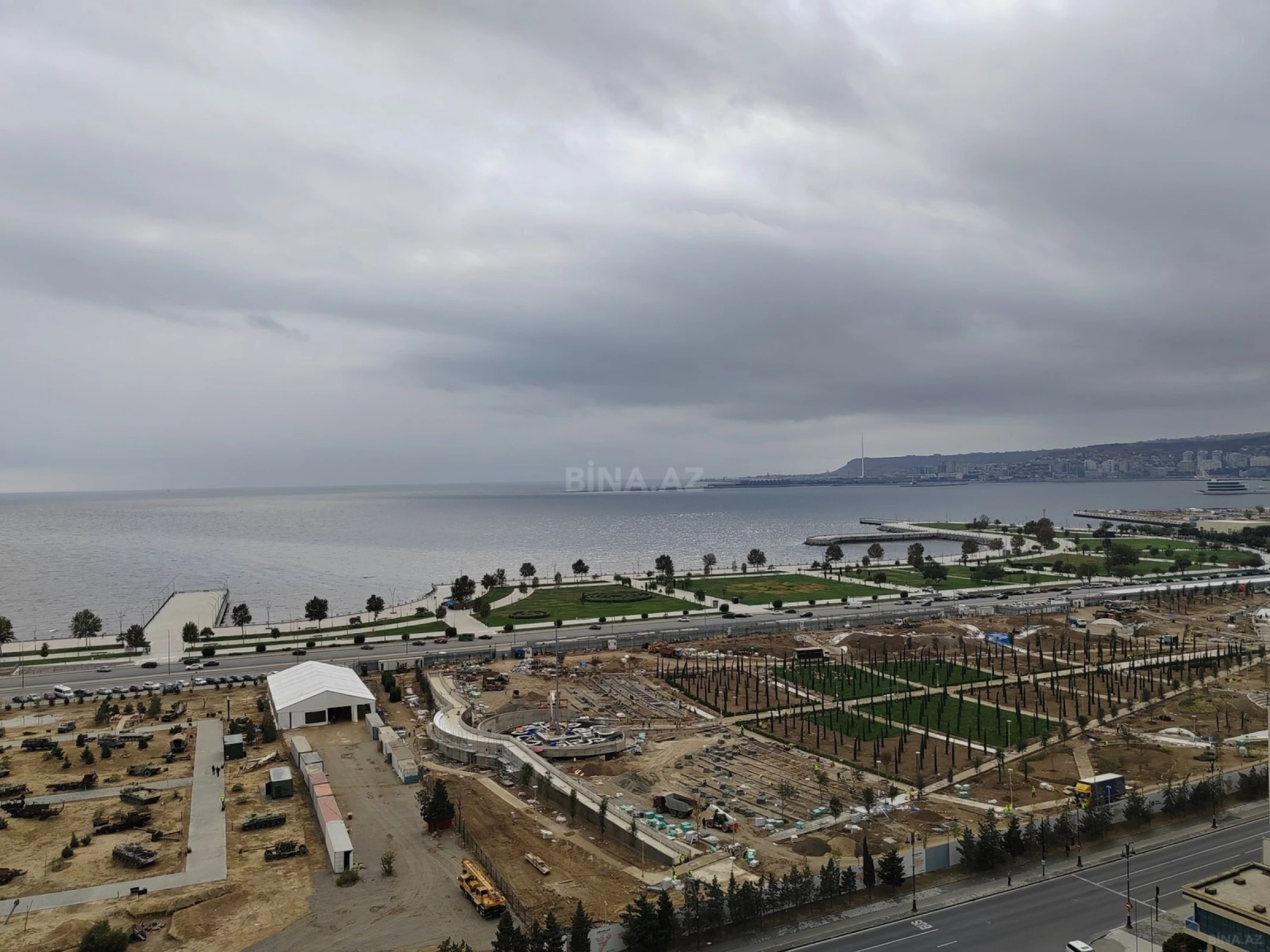 Satılır 2 otaqlı mənzil 95 m²