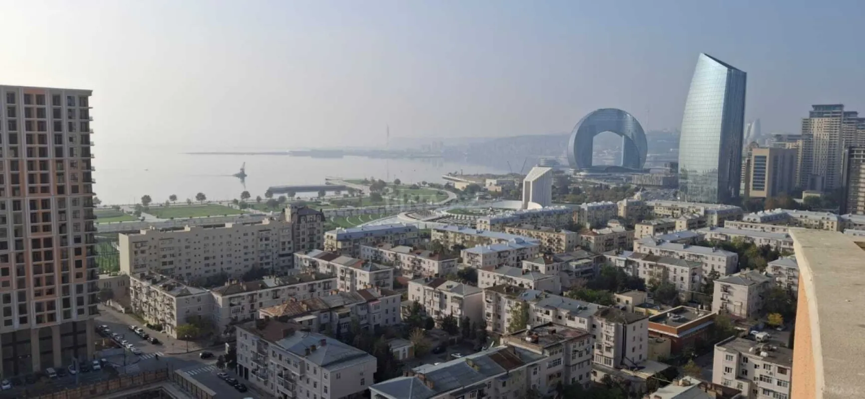 Satılır 2 otaqlı mənzil 95 m²