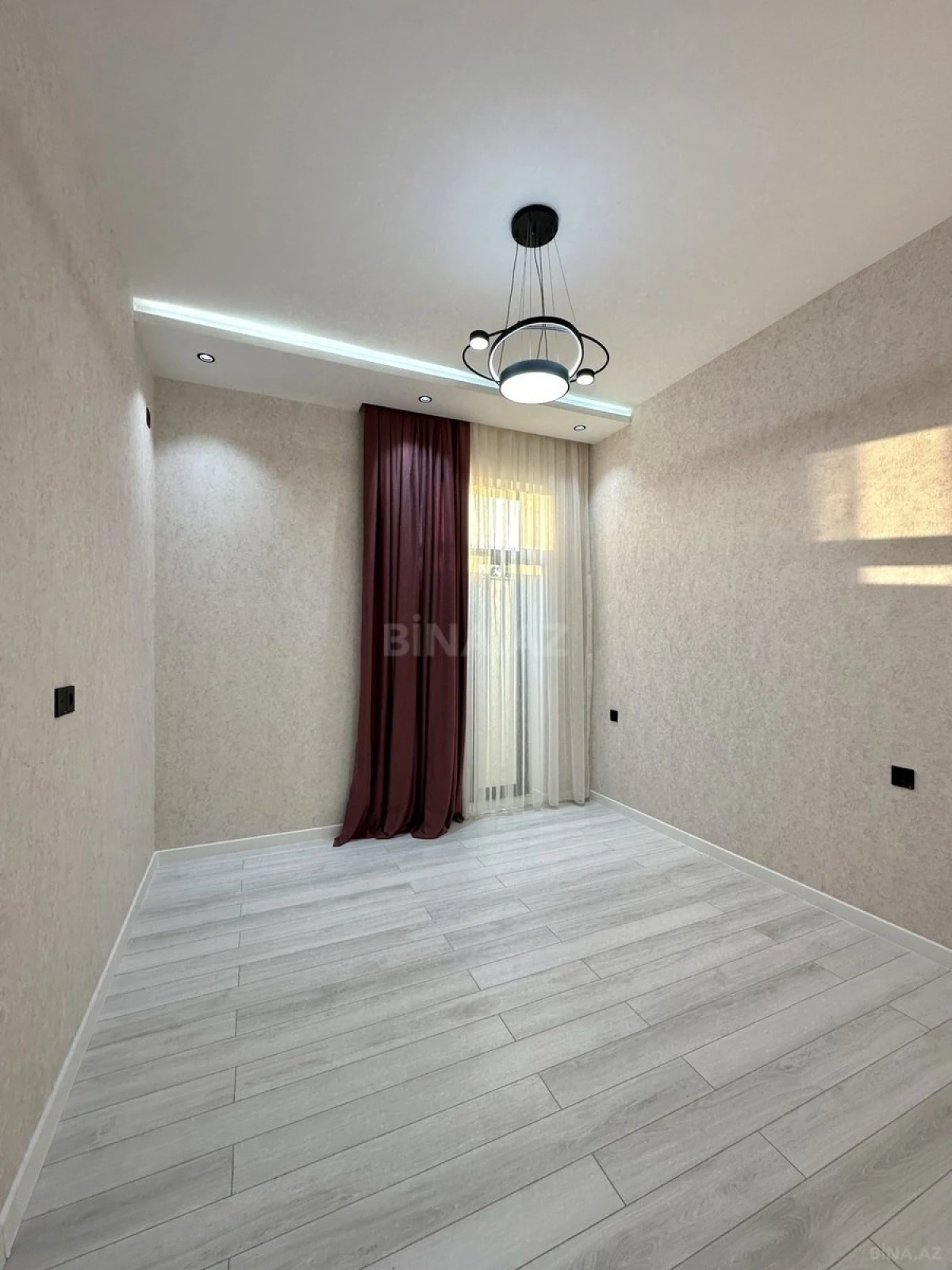 Satılır 4 otaqlı həyət evi 140 m²