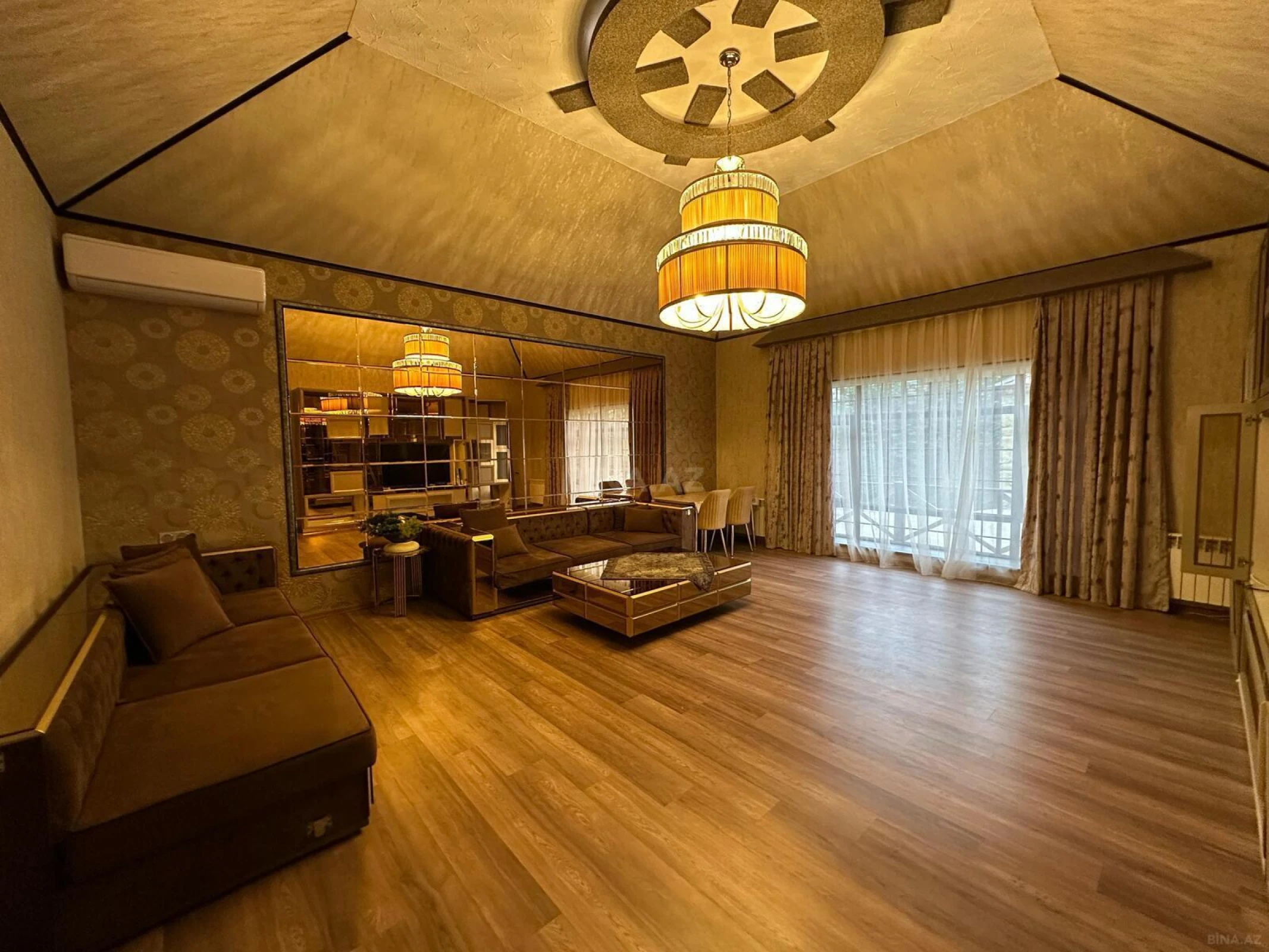 Satılır 4 otaqlı həyət evi 220 m²