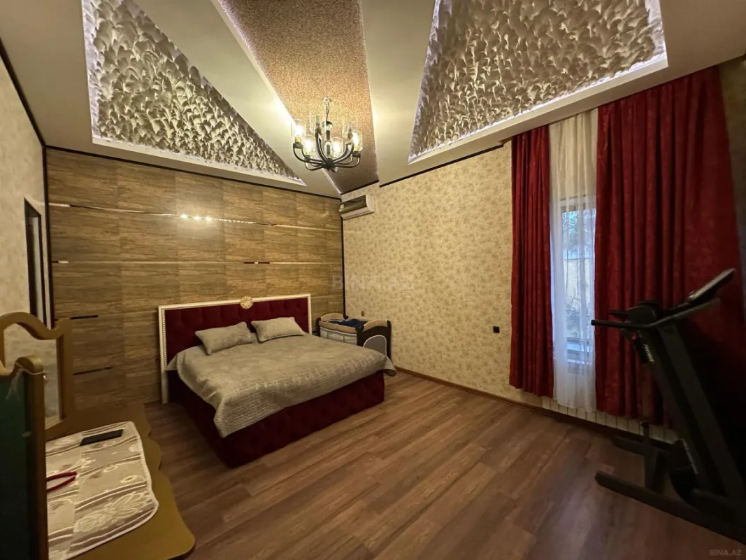 Satılır 4 otaqlı həyət evi 220 m²