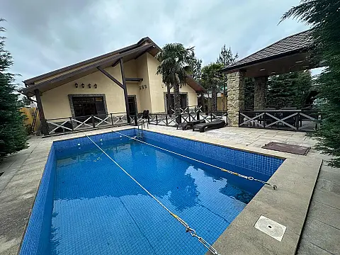 Satılır 4 otaqlı həyət evi 220 m² — Bakı, Mərdəkan 4 otaq 220.00 m²