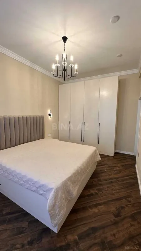 Kirayə verilir 2 otaqlı mənzil 90 m²