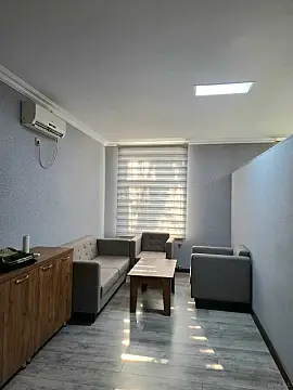 Kirayə verilir 3 otaqlı ofis 100 m²