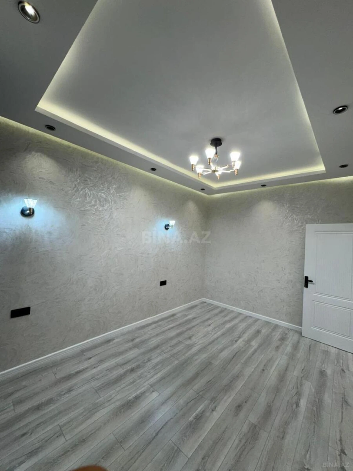 Satılır 2 otaqlı mənzil 54 m²