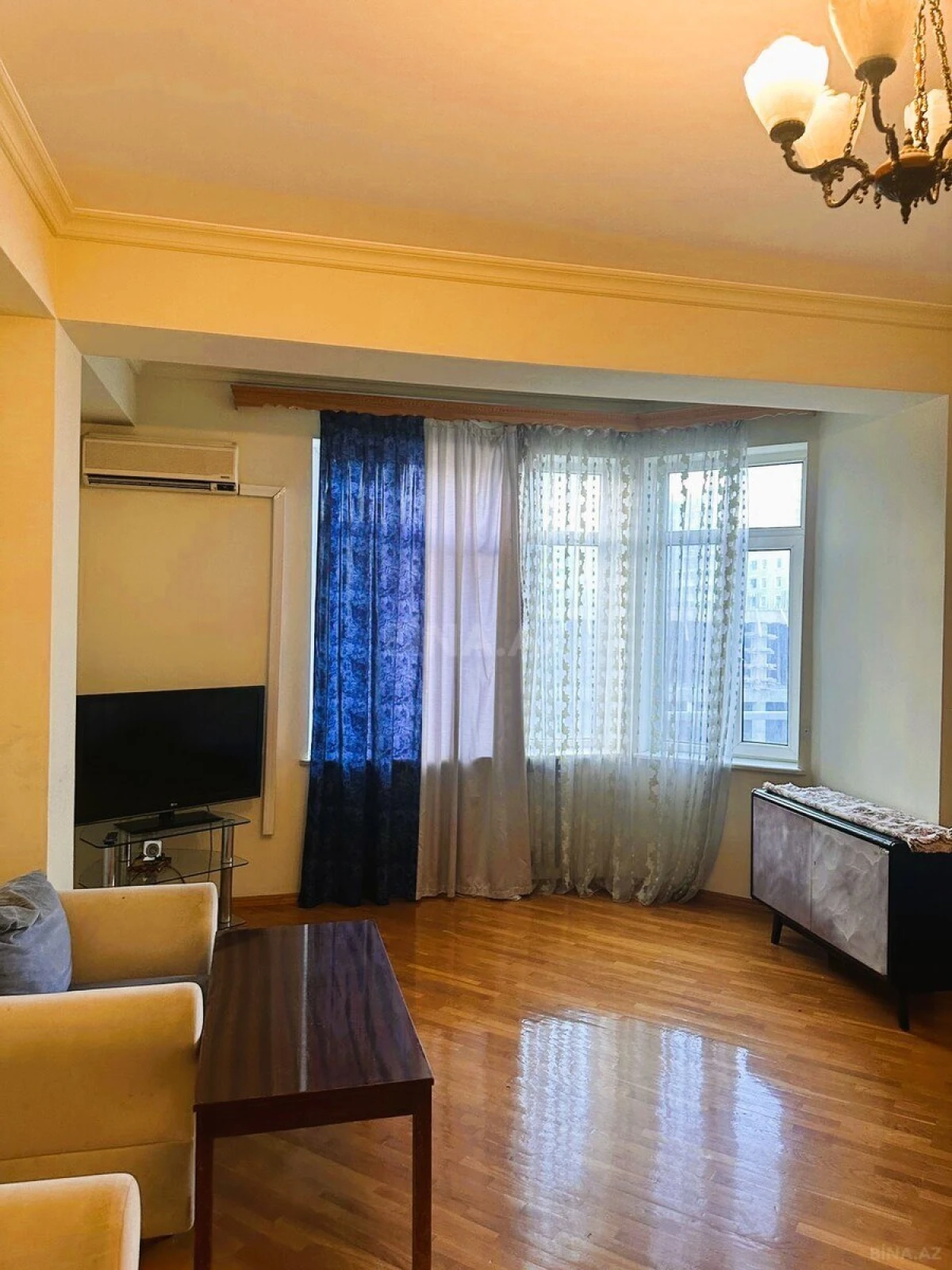 Satılır 3 otaqlı mənzil 100 m²