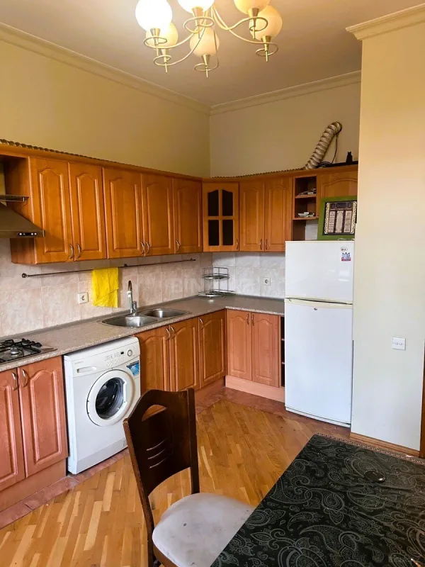 Satılır 3 otaqlı mənzil 100 m²