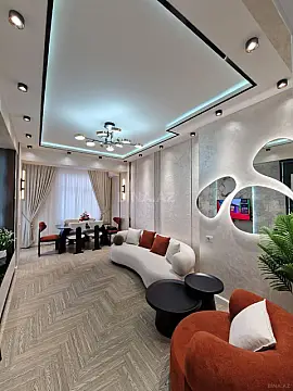 Satılır 3 otaqlı mənzil 102 m²