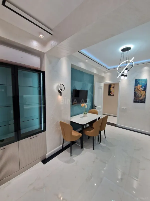 Satılır 3 otaqlı mənzil 102 m²