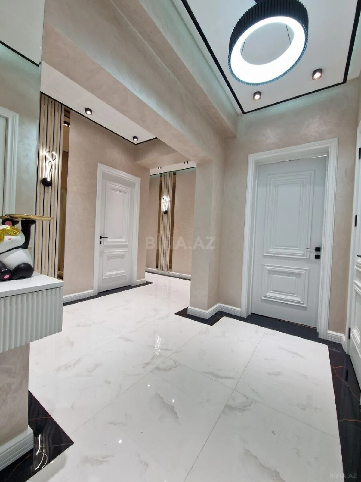 Satılır 3 otaqlı mənzil 102 m²