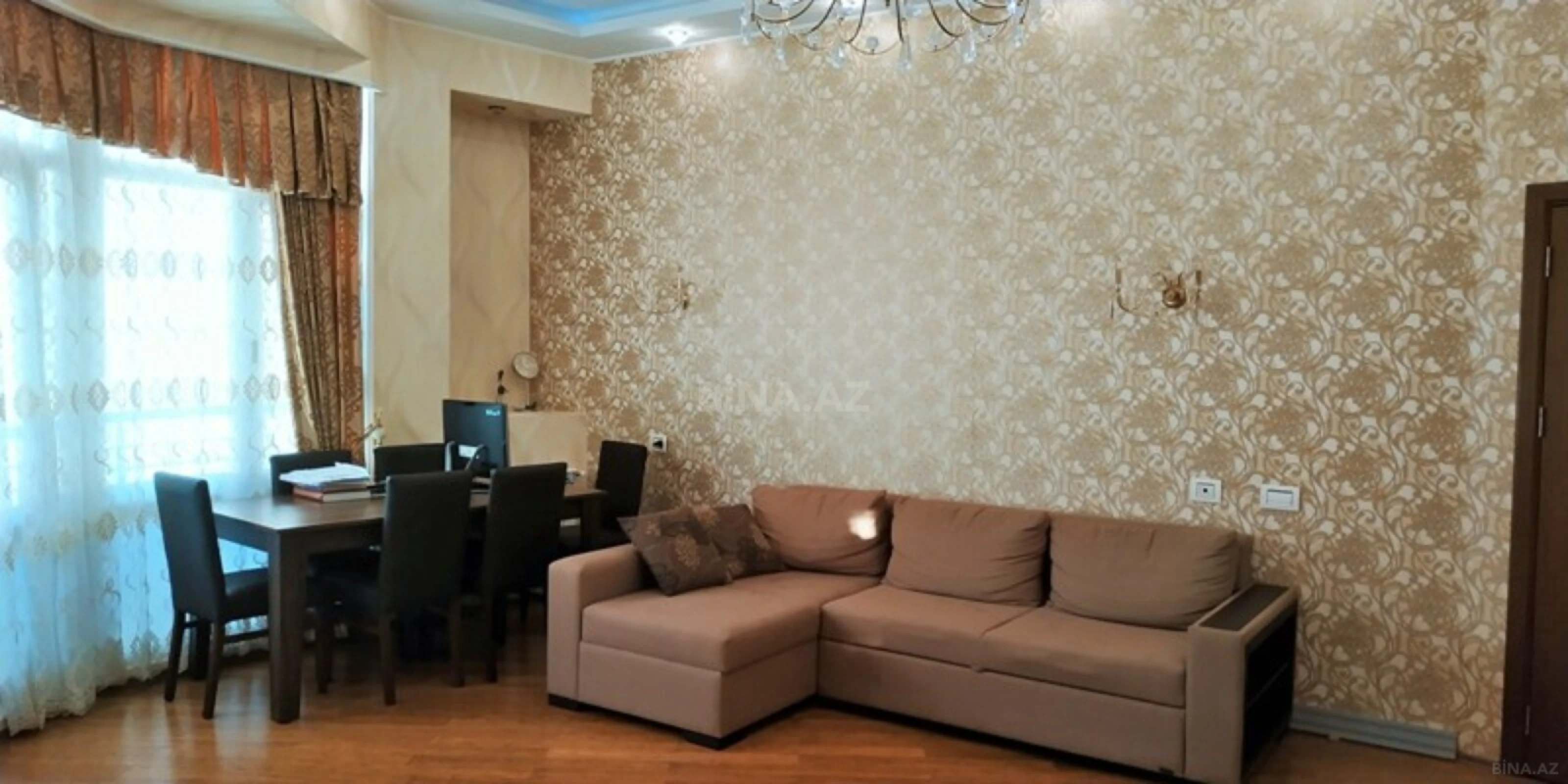 Kirayə verilir 3 otaqlı mənzil 110 m²