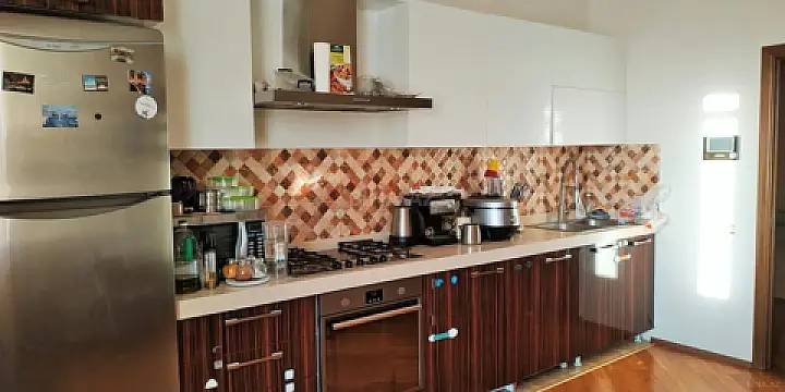 Kirayə verilir 3 otaqlı mənzil 110 m²