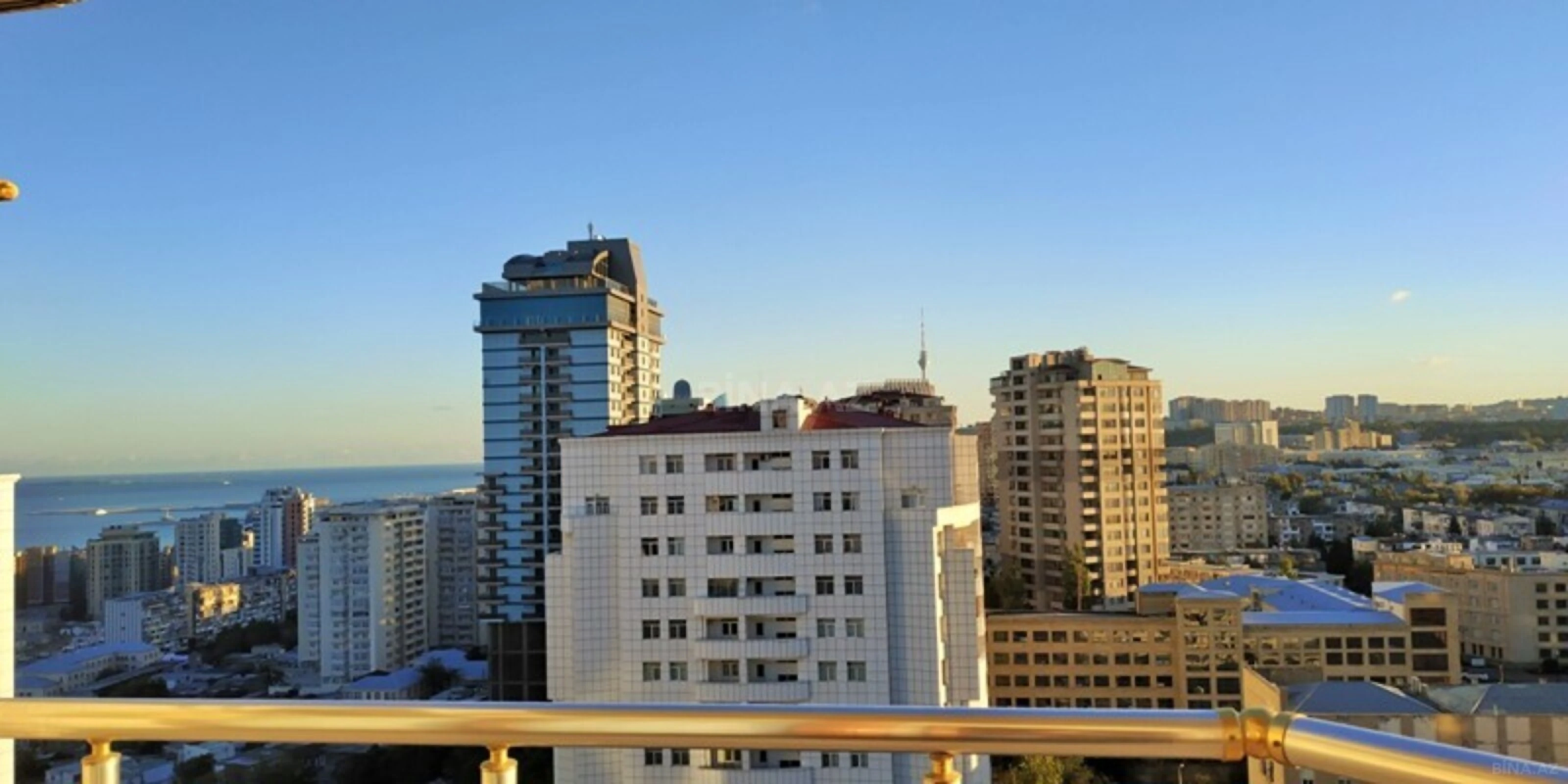 Kirayə verilir 3 otaqlı mənzil 110 m²