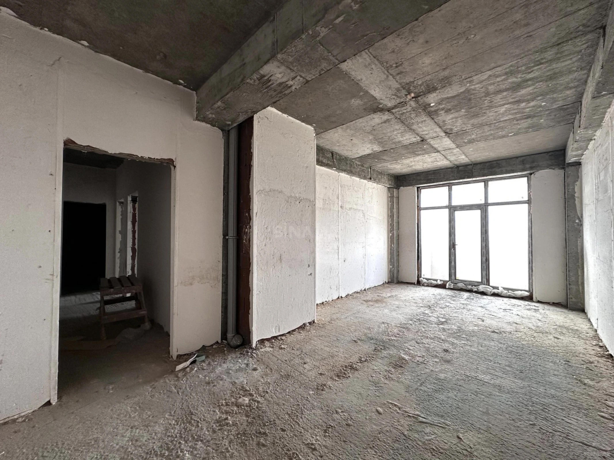 Satılır 3 otaqlı mənzil 100 m²