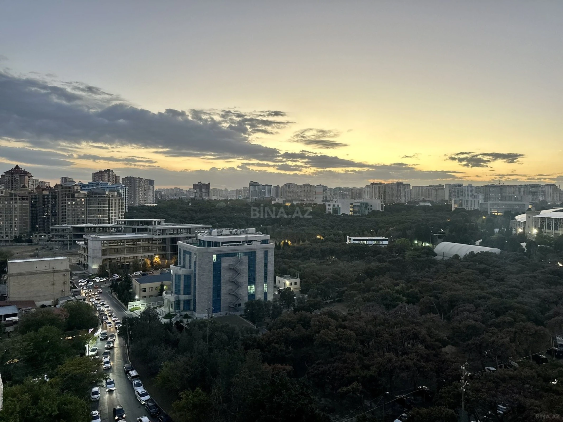 Satılır 3 otaqlı mənzil 100 m²