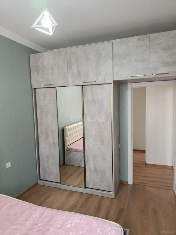 Kirayə verilir 4 otaqlı mənzil 105 m²