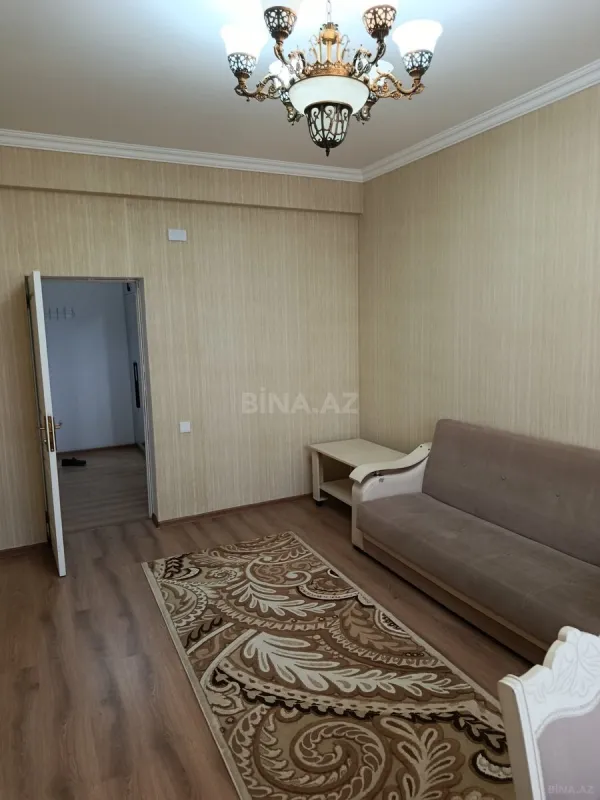 Kirayə verilir 4 otaqlı mənzil 105 m²