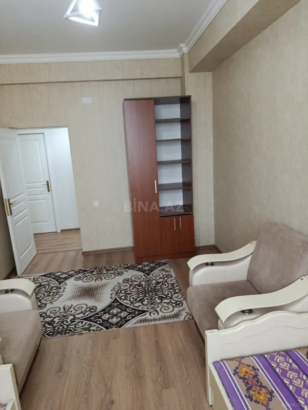 Kirayə verilir 4 otaqlı mənzil 105 m²
