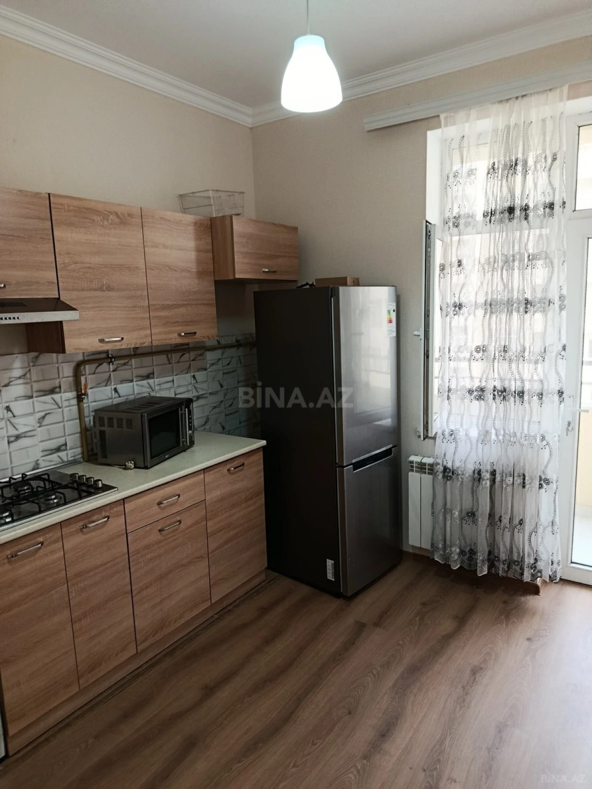 Kirayə verilir 4 otaqlı mənzil 105 m²
