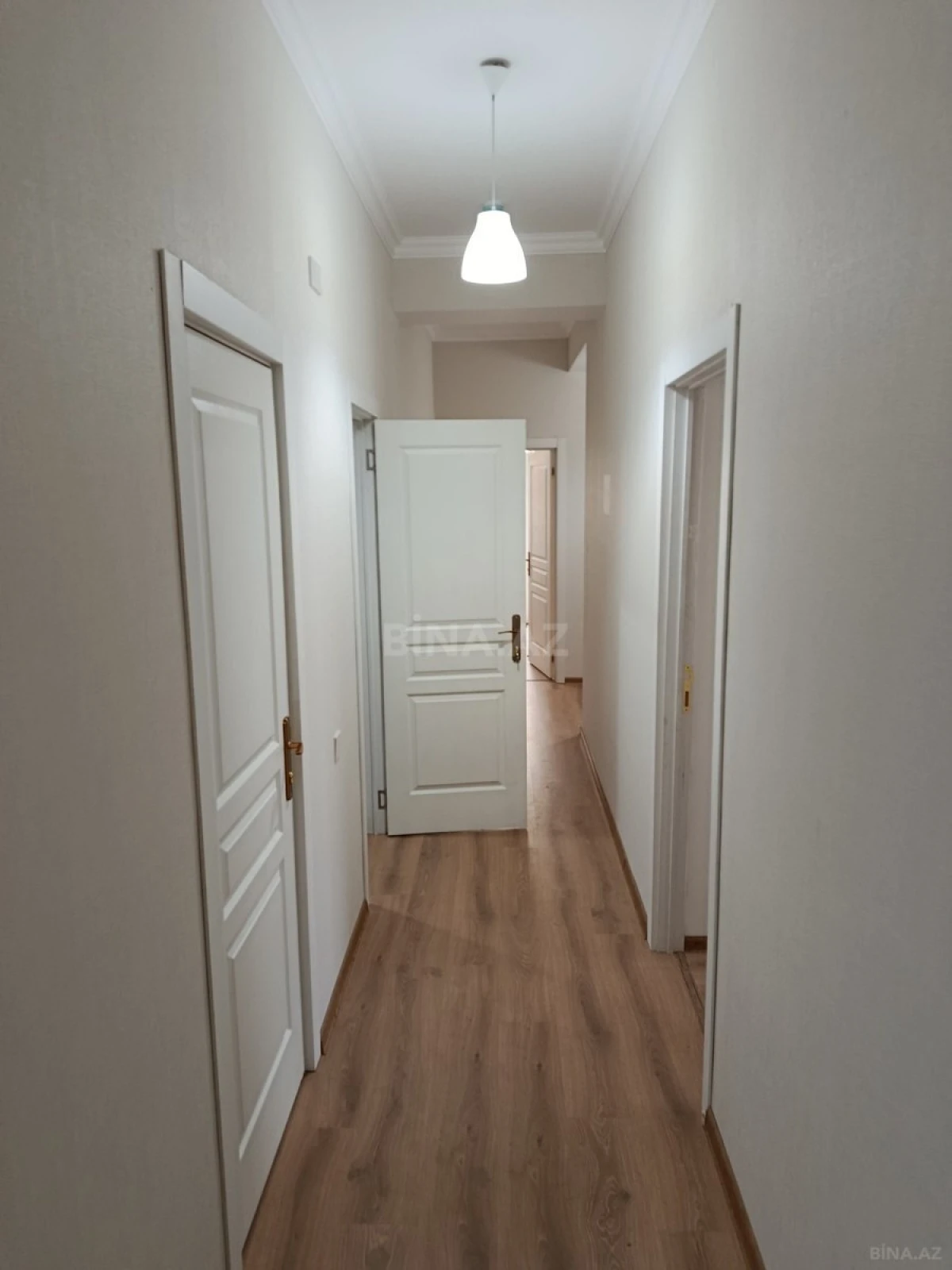 Kirayə verilir 4 otaqlı mənzil 105 m²