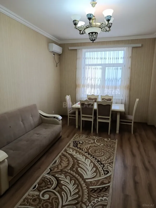 Kirayə verilir 4 otaqlı mənzil 105 m²