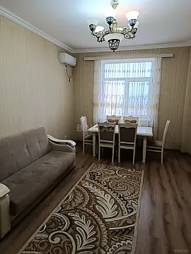 Kirayə verilir 4 otaqlı mənzil 105 m²