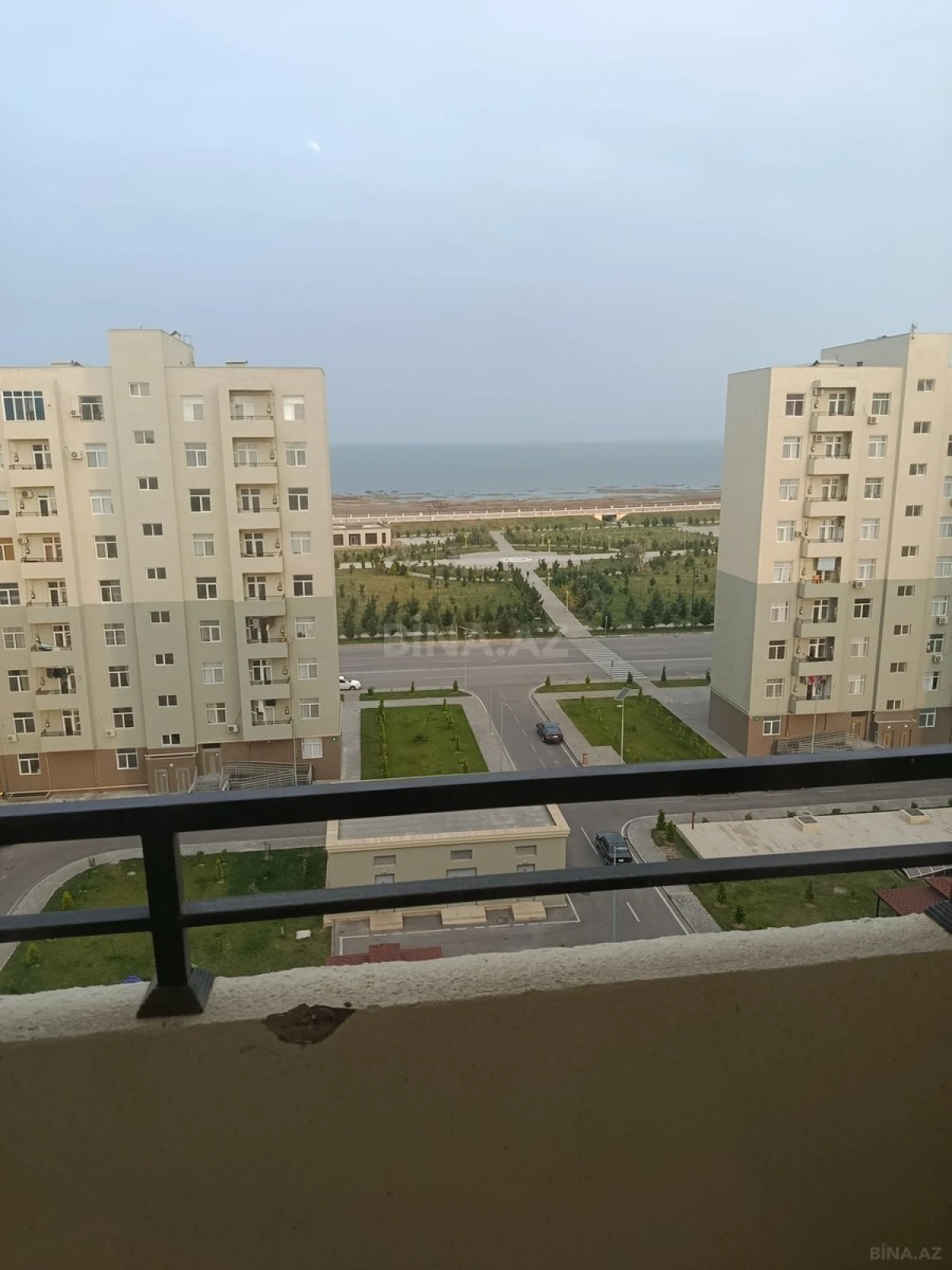 Kirayə verilir 4 otaqlı mənzil 105 m²