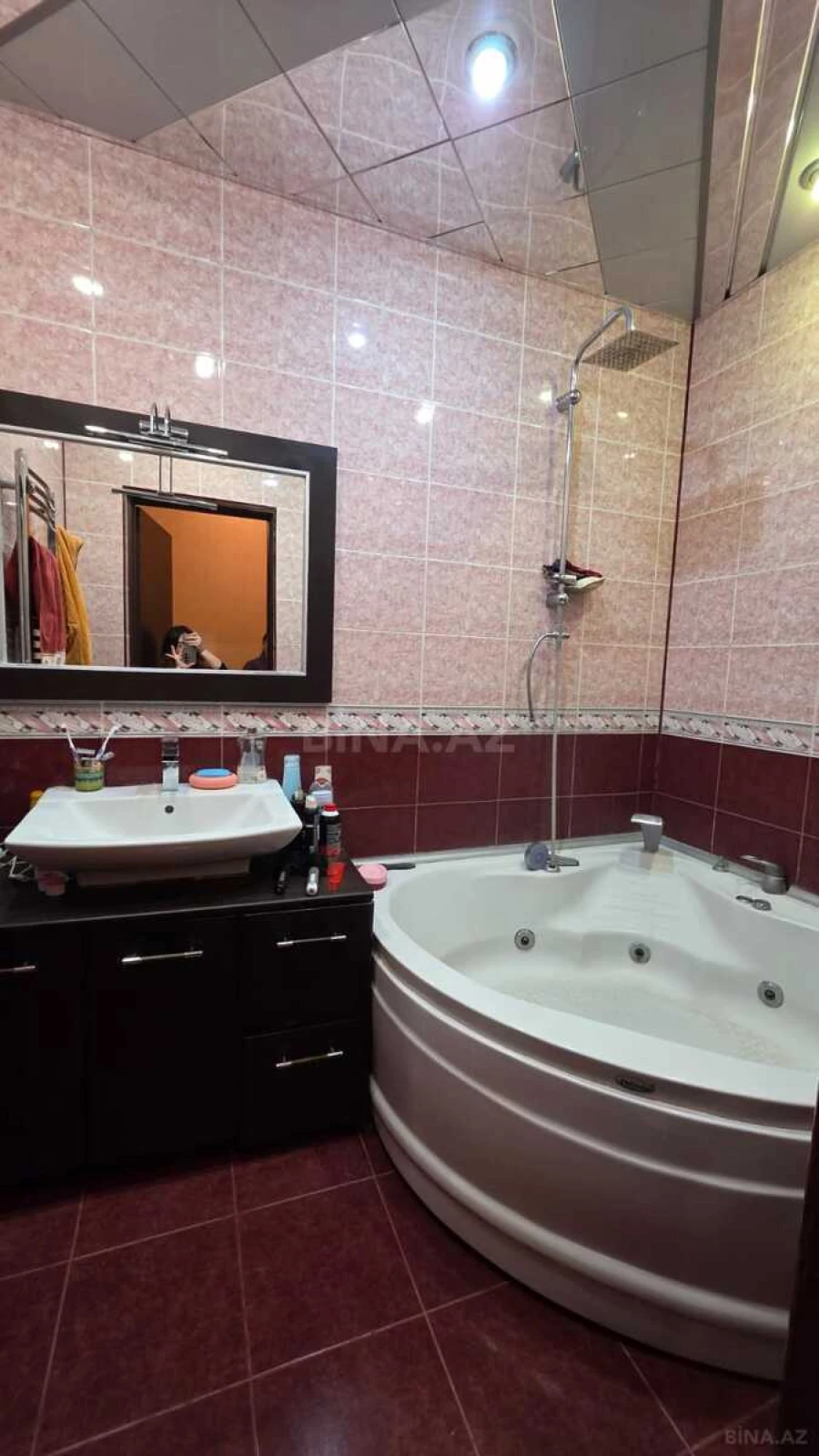 Satılır 2 otaqlı mənzil 90 m²