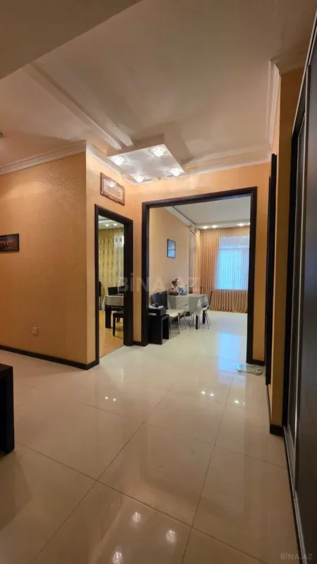 Satılır 2 otaqlı mənzil 90 m²