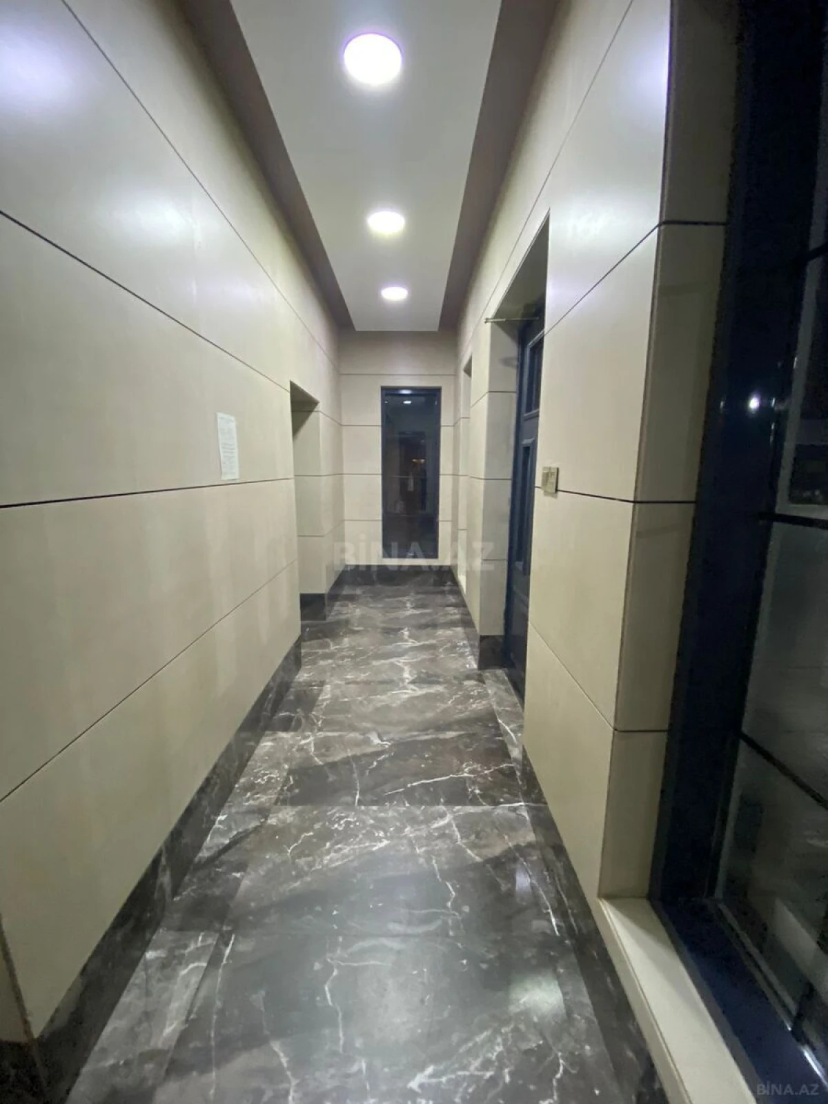 Satılır 1 otaqlı mənzil 35 m²