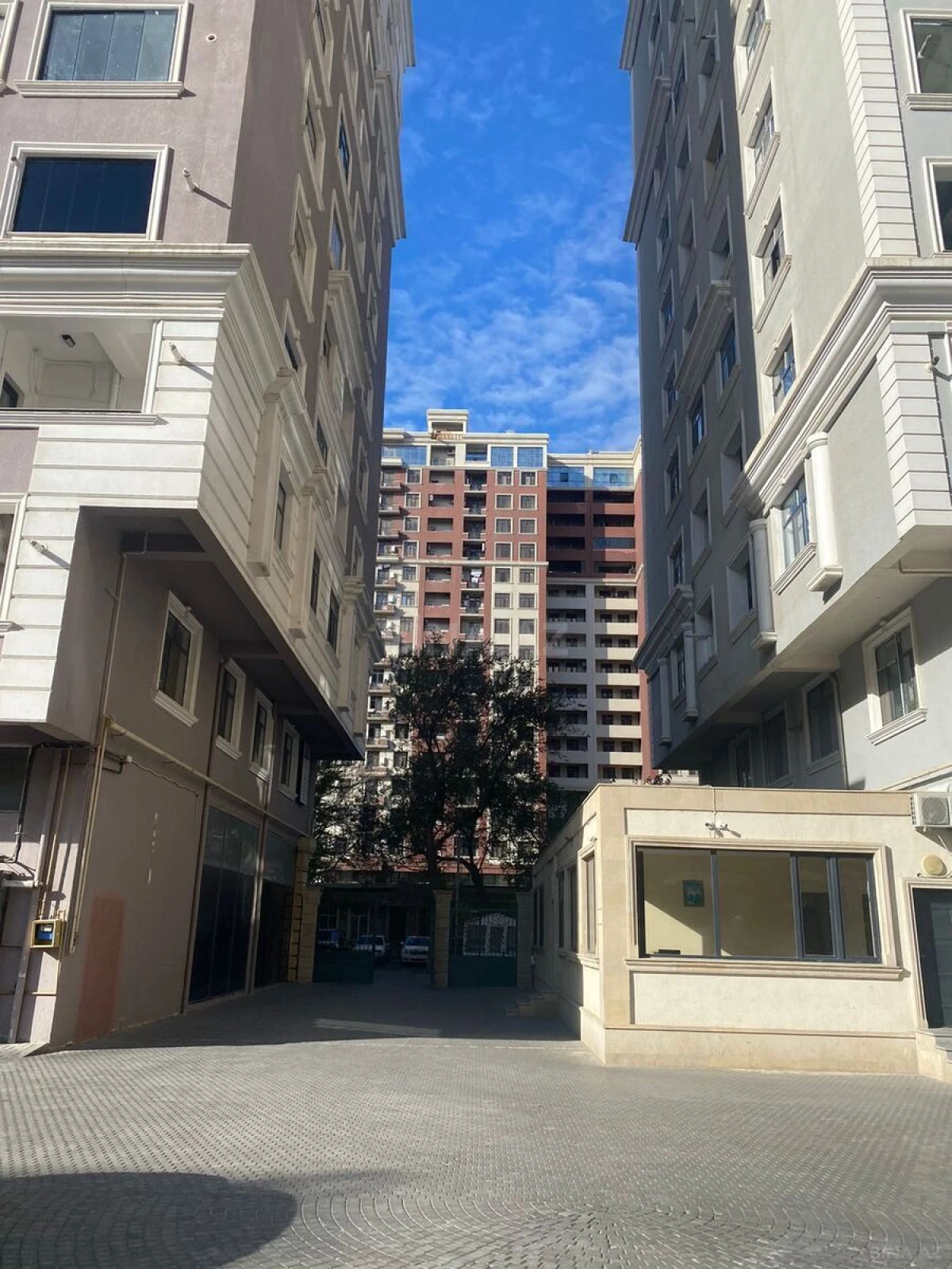 Satılır 1 otaqlı mənzil 35 m²