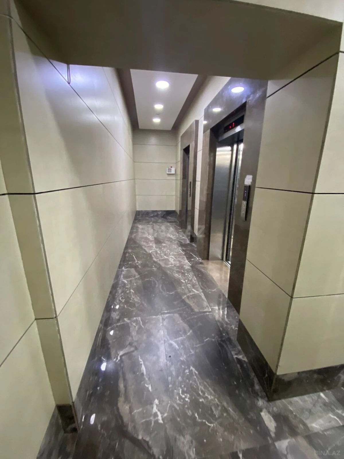 Satılır 1 otaqlı mənzil 35 m²