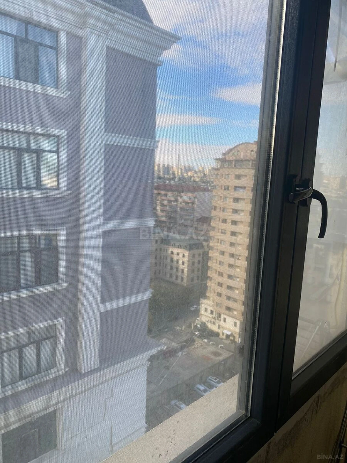 Satılır 1 otaqlı mənzil 35 m²
