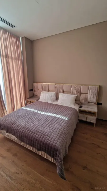 Satılır 2 otaqlı mənzil 84 m²