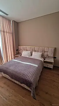 Satılır 2 otaqlı mənzil 84 m²